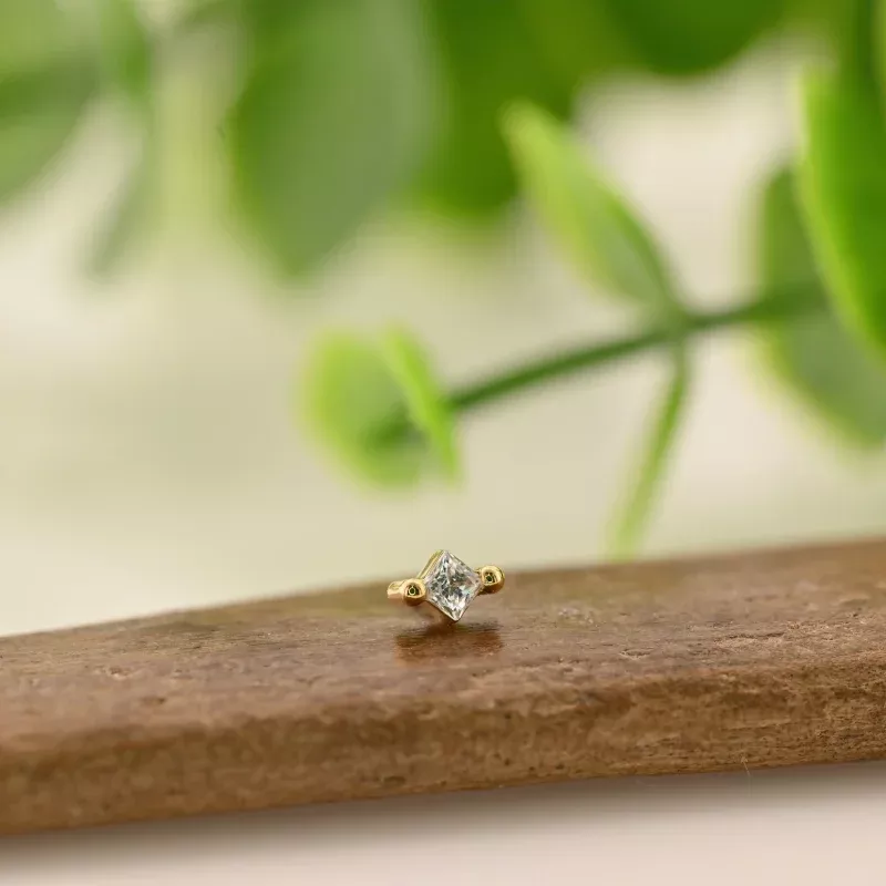 18K Princess Prong End