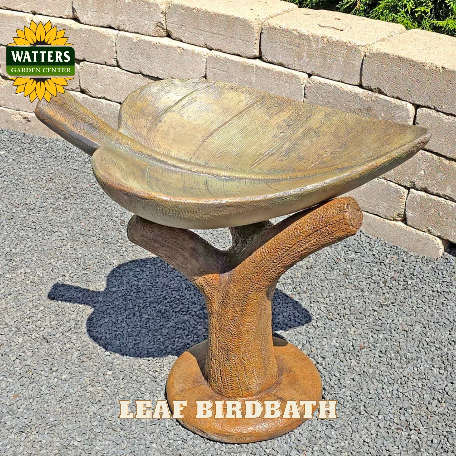 LEAF BIRDBATH