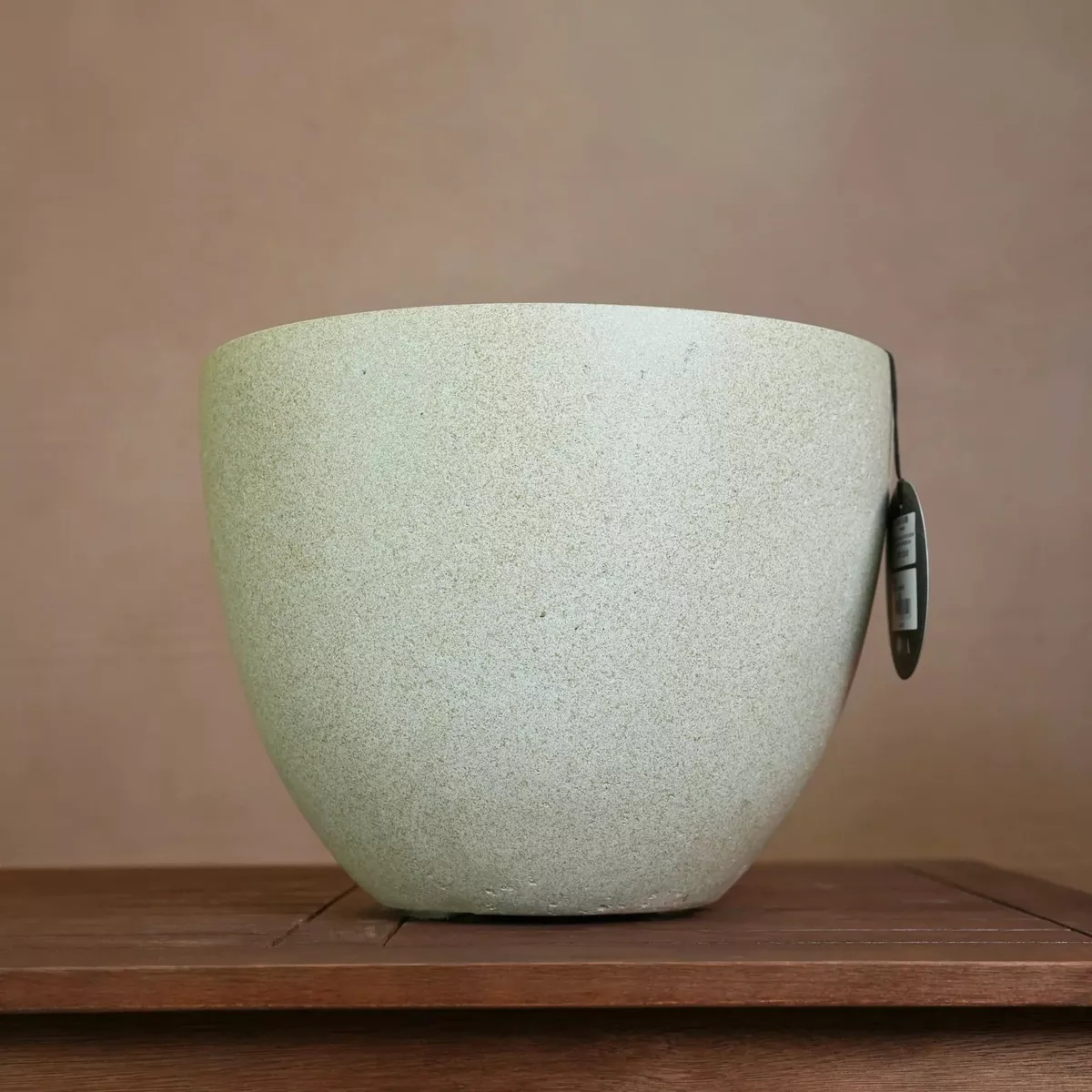 Luca Lifestyle Grigio Egg Pot (Antique White)
