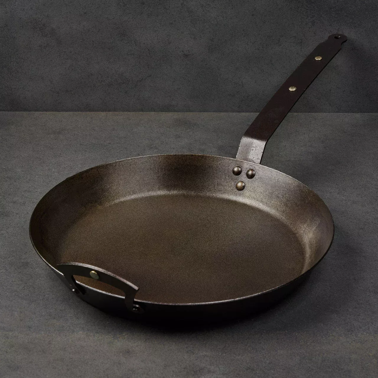 Netherton Spun Iron Classic Frying Pan